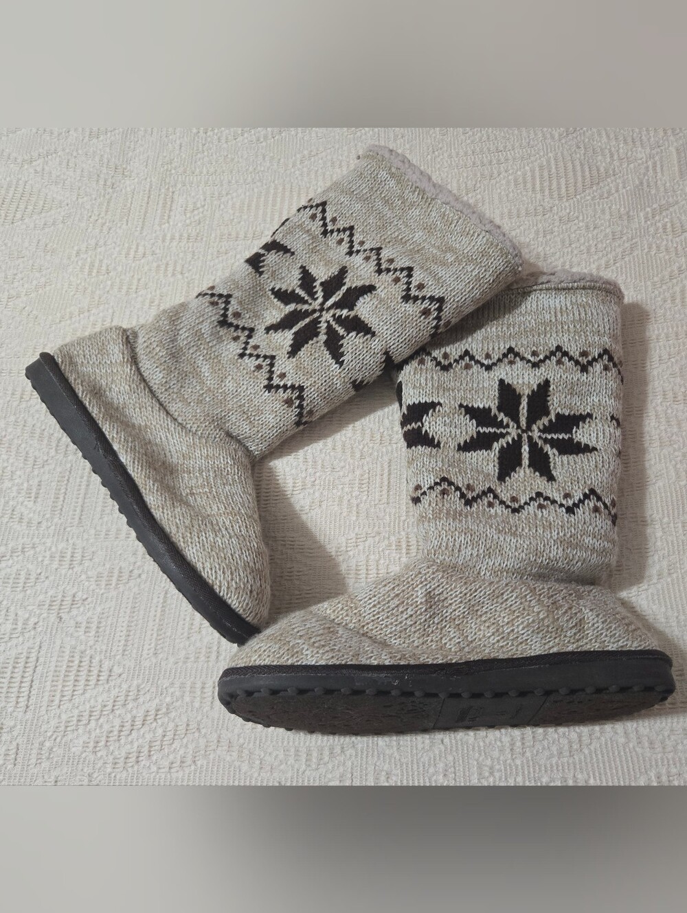 Women's Mukluks A La Mode Knit Boots Beige Brown Button Up Winter Size 11